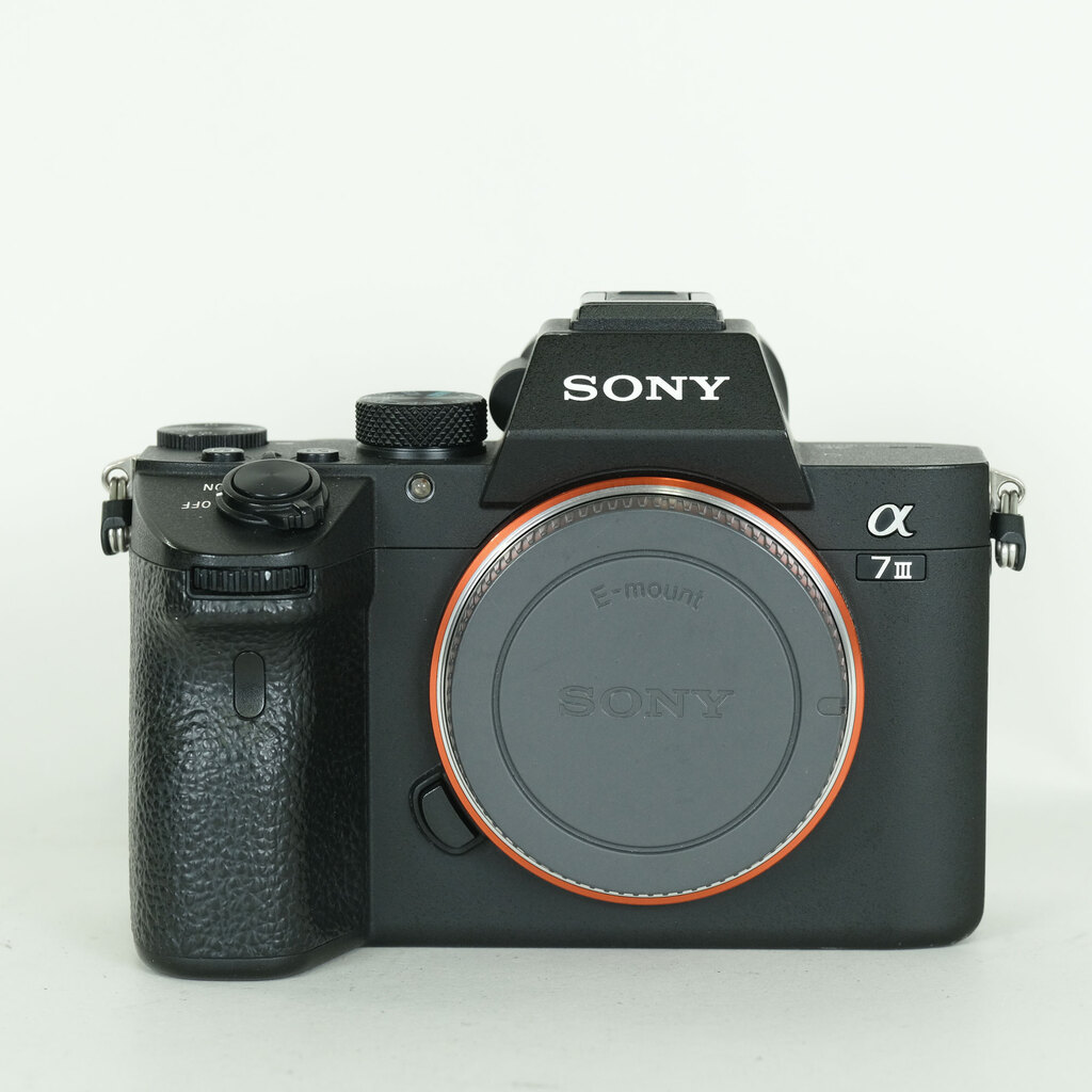 SONY α7 III(ILCE-7M3) SONY α7 III(ILCE-7M3)