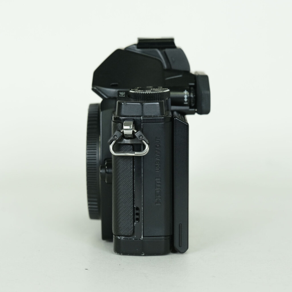 OLYMPUS OM-D E-M5 ボディ ブラック