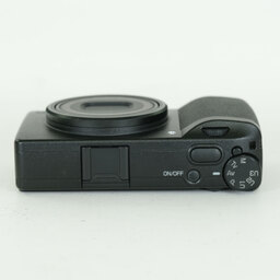 RICOH GR III