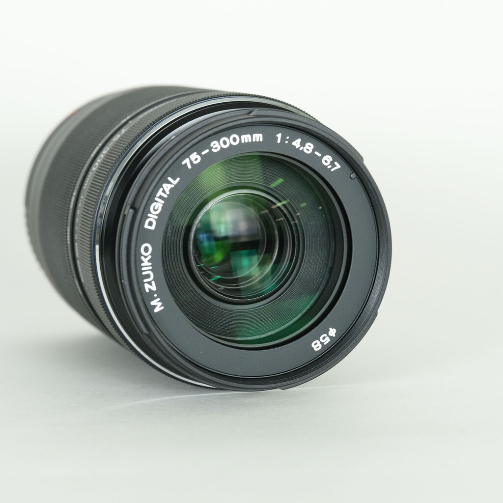 OM SYSTEM M.ZUIKO DIGITAL ED 75-300mm F4.8-6.7 II   　※OM SYSTEMロゴモデル