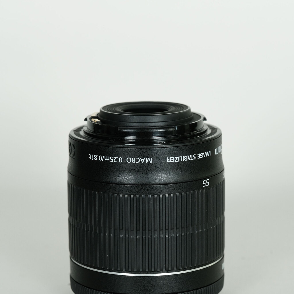 Canon EF-S18-55mm F3.5-5.6 IS STM