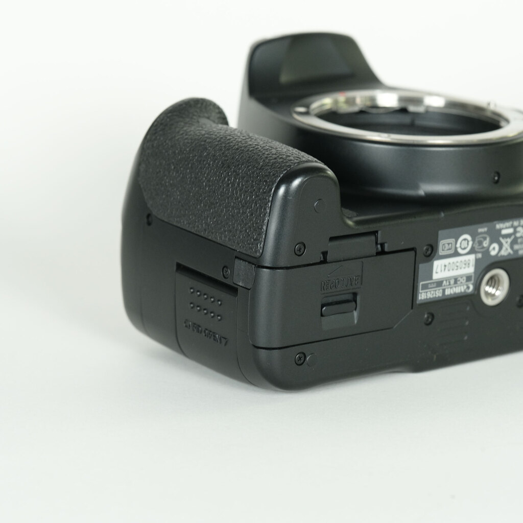 Canon EOS Kiss X2 ボディ