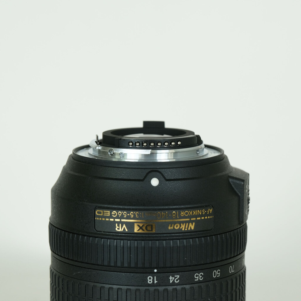 Nikon AF-S DX NIKKOR 18-140mm F3.5-5.6G ED VR
