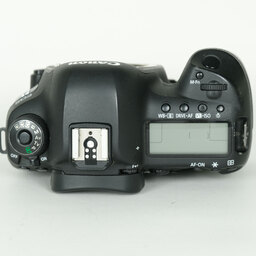Canon EOS 5D Mark IV
