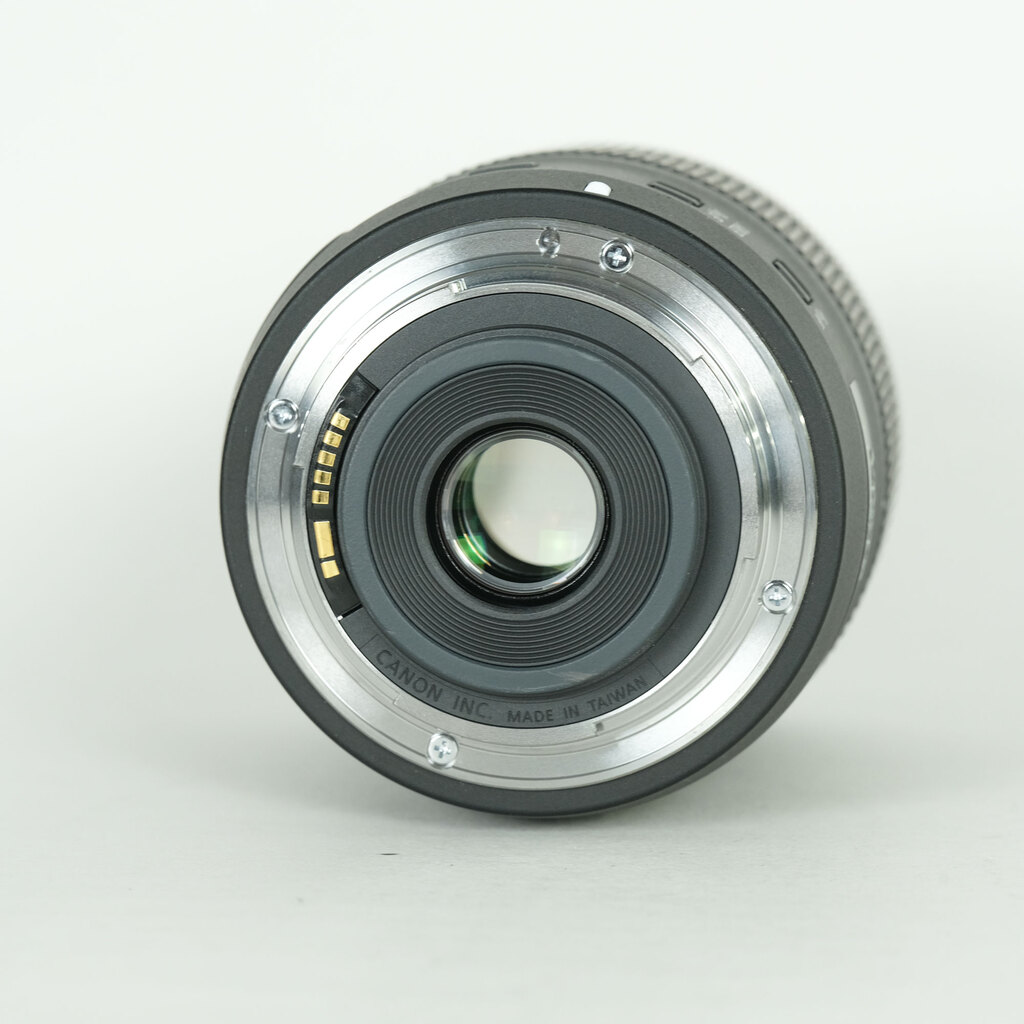 Canon EF-S18-135mm F3.5-5.6 IS USM