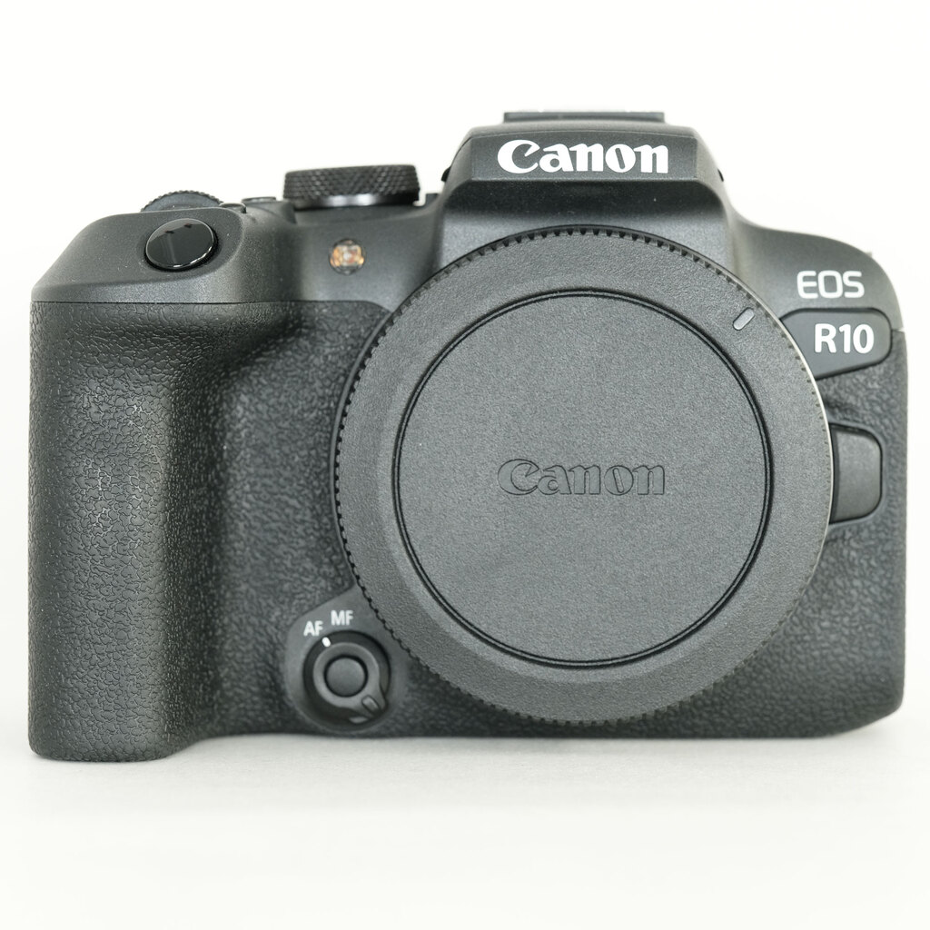 Canon EOS R10
