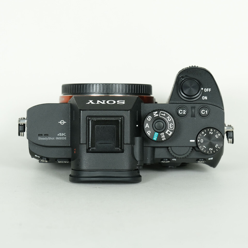 SONY α7R III（ILCE-7RM3）の出品 | ONE SCENE（ワンシーン）