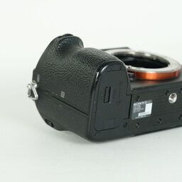 SONY α7R III(ILCE-7RM3) SONY α7R III(ILCE-7RM3)