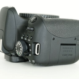 Canon EOS Kiss X8i Canon EOS Kiss X8i