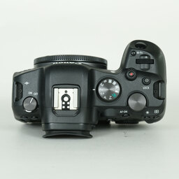 Canon EOS R6 Canon EOS R6
