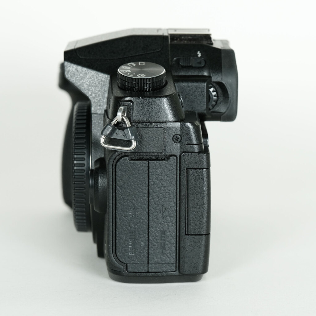 Panasonic LUMIX DMC-G8