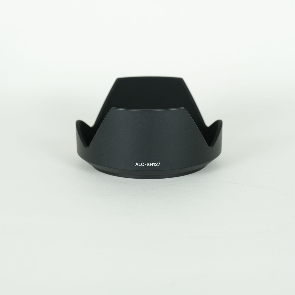 SONY Vario-Tessar T* E 16-70mm F4 ZA OSS SEL1670Z SONY Vario-Tessar T* E 16-70mm F4 ZA OSS SEL1670Z