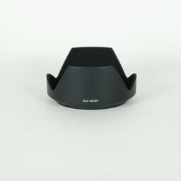 SONY Vario-Tessar T* E 16-70mm F4 ZA OSS SEL1670Z SONY Vario-Tessar T* E 16-70mm F4 ZA OSS SEL1670Z