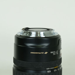 Canon EF28-135mm F3.5-5.6 IS USM
