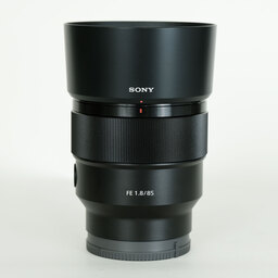 SONY FE 85mm F1.8 SEL85F18 SONY FE 85mm F1.8 SEL85F18