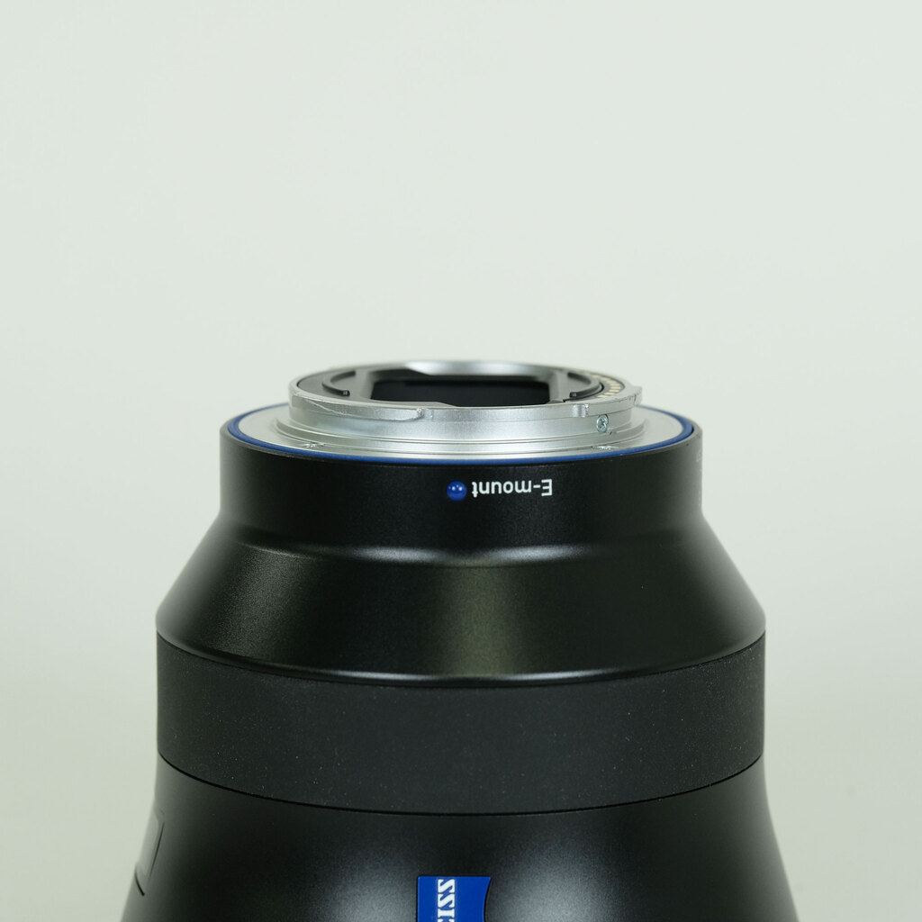 Carl Zeiss Batis 2.8/18 [ソニーE用]