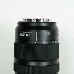 Panasonic LUMIX S 28-200mm F4-7.1 MACRO O.I.S.