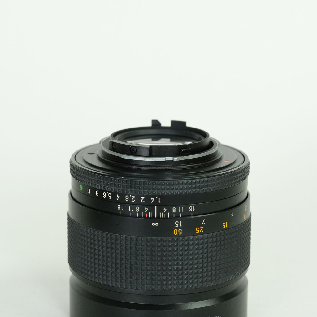Carl Zeiss Planar T* 85mm F1.4