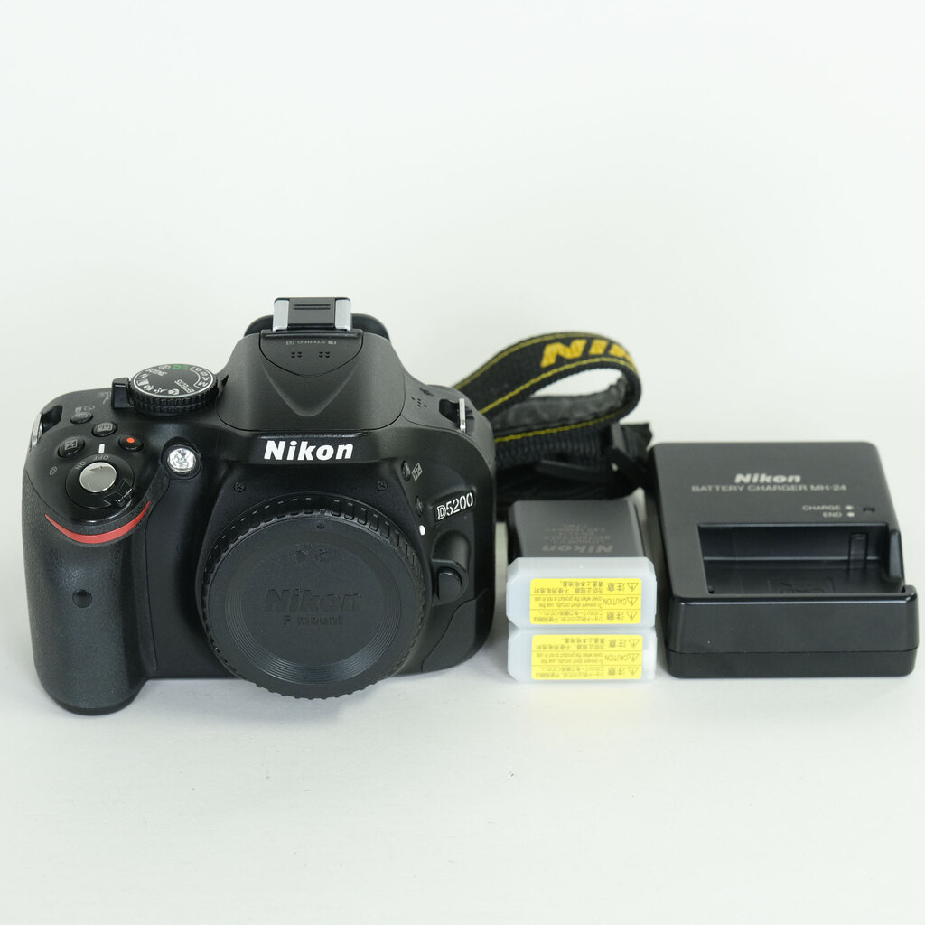 Nikon D5200 ボディ ブラック Nikon D5200 ボディ ブラック