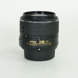 Nikon AF-S DX NIKKOR 18-55mm f3.5-5.6G VR II Nikon AF-S DX NIKKOR 18-55mm f3.5-5.6G VR II