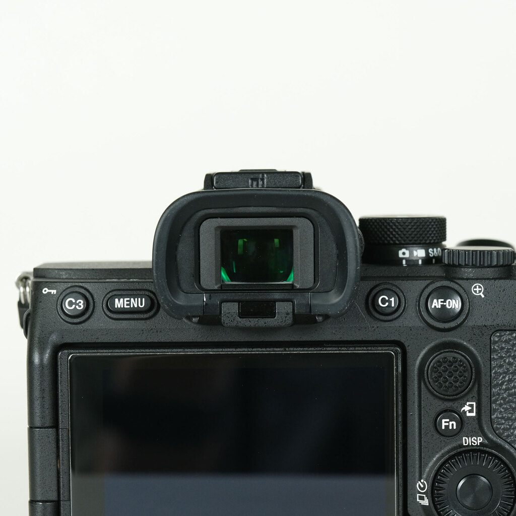 SONY α7 IV(ILCE-7M4) SONY α7 IV(ILCE-7M4)
