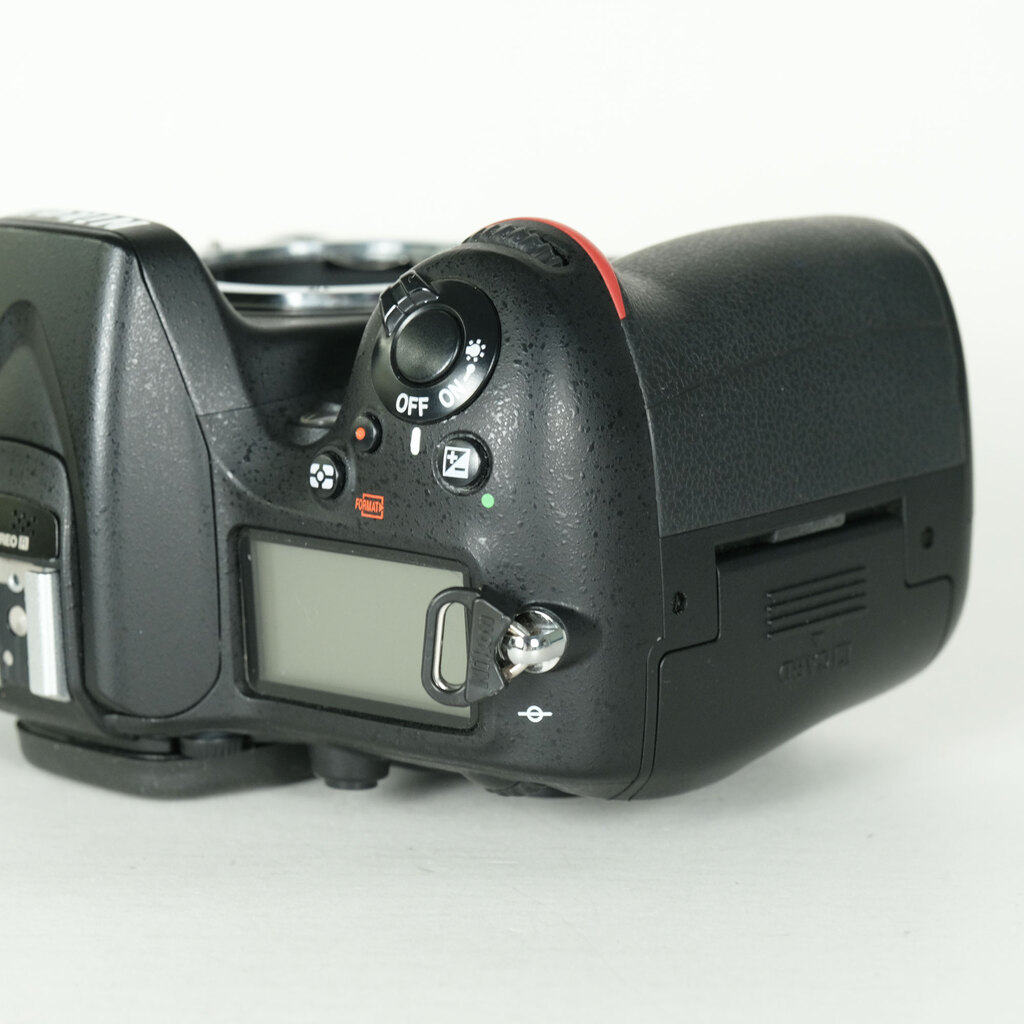 Nikon D7100 ジャンク品 Nikon D7100の出品 | ONE SCENE（ワンシーン）