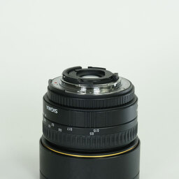 SIGMA 15mm F2.8EX DG DIAGONAL FISHEYE (ニコンF用) SIGMA 15mm F2.8EX DG DIAGONAL FISHEYE (ニコンF用)