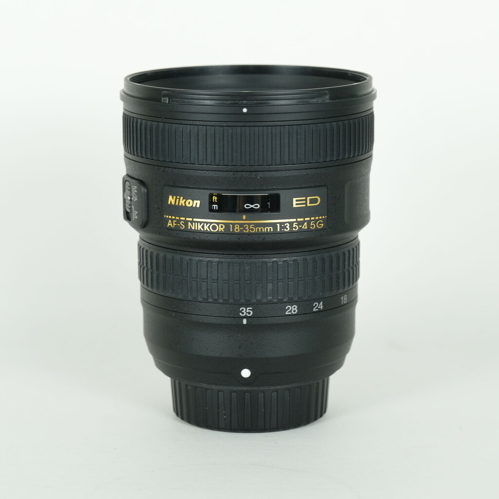Nikon AF-S NIKKOR 18-35mm F3.5–4.5 G ED Nikon AF-S NIKKOR 18-35mm F3.5–4.5 G ED