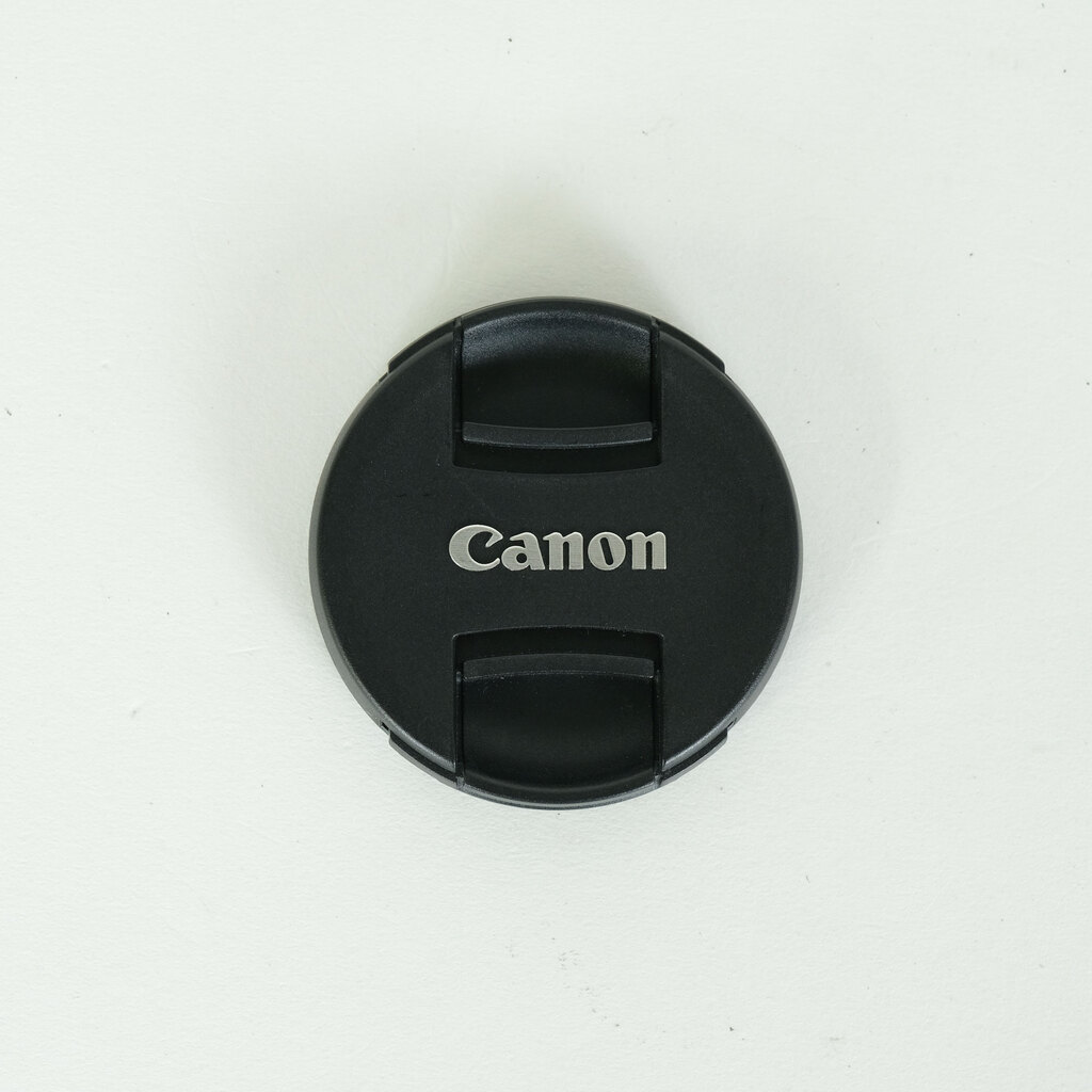 Canon RF35mm F1.8 MACRO IS STM