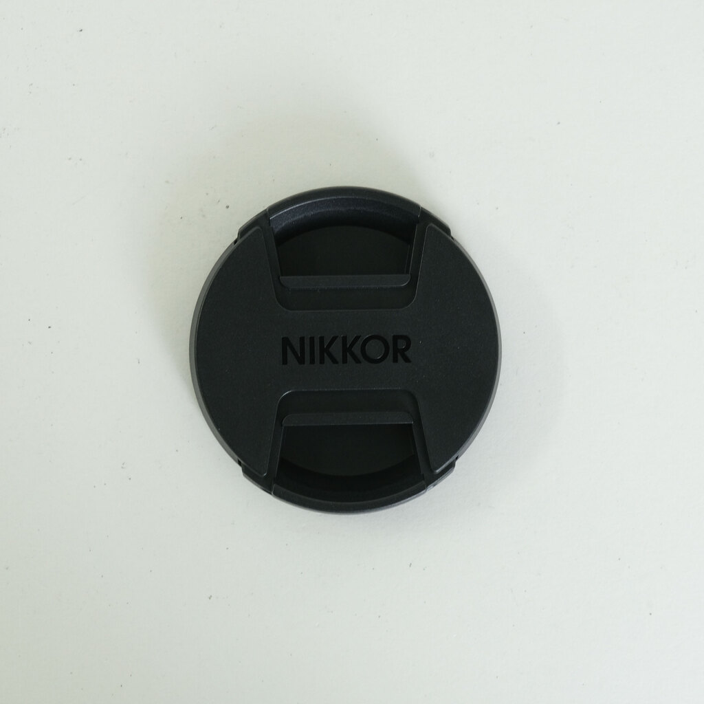 Nikon NIKKOR Z 40mm f/2 Nikon NIKKOR Z 40mm f/2