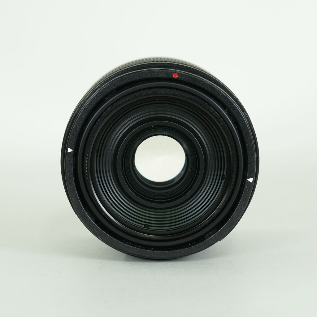 Canon RF35mm F1.8 MACRO IS STM