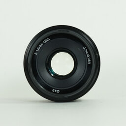 SONY E 35mm F1.8 OSS SEL35F18