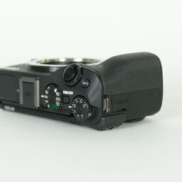 Canon EOS M3 ボディEVFキット ブラック