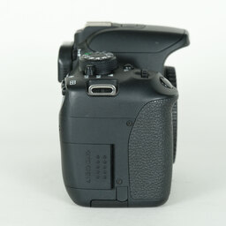 Canon EOS Kiss X7i Canon EOS Kiss X7i