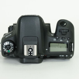 Canon EOS 9000D
