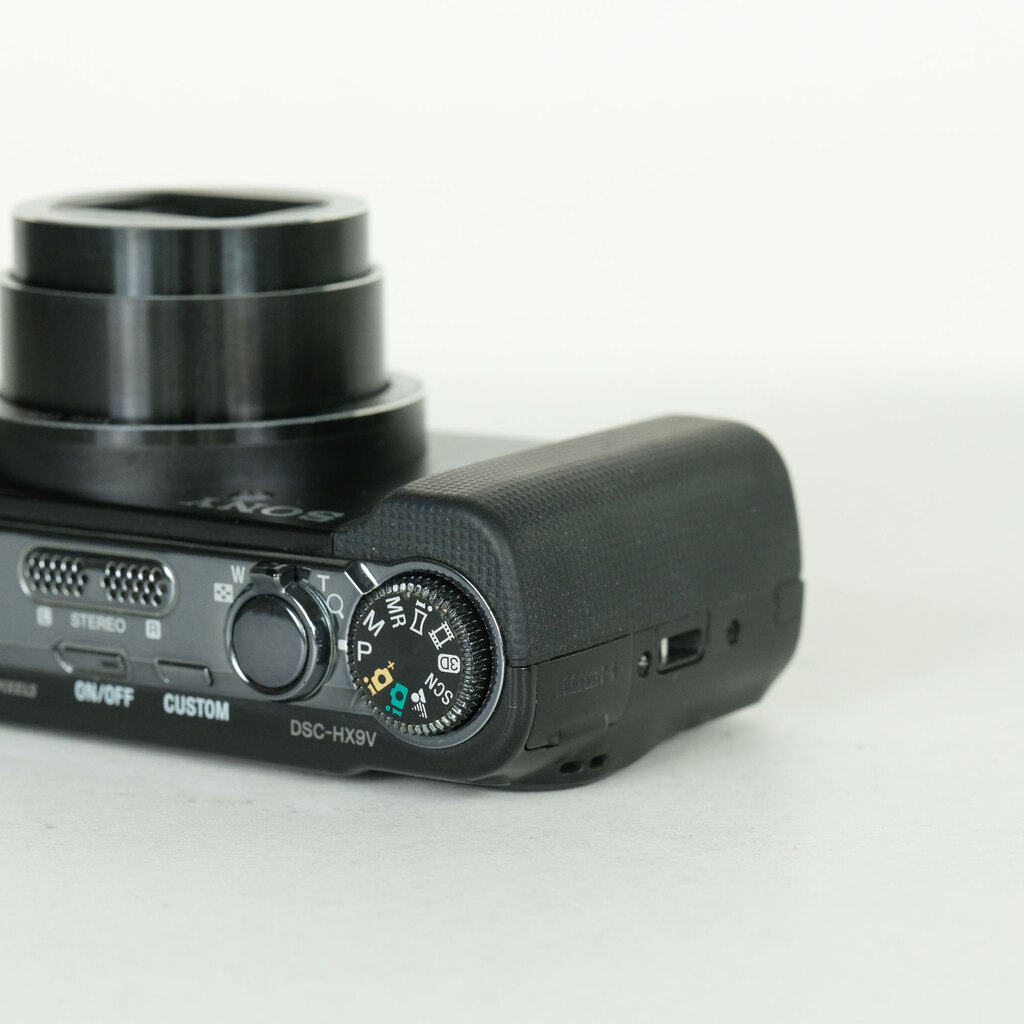 SONY Cyber-shot DSC-HX9V ブラックの出品 | ONE SCENE（ワンシーン）
