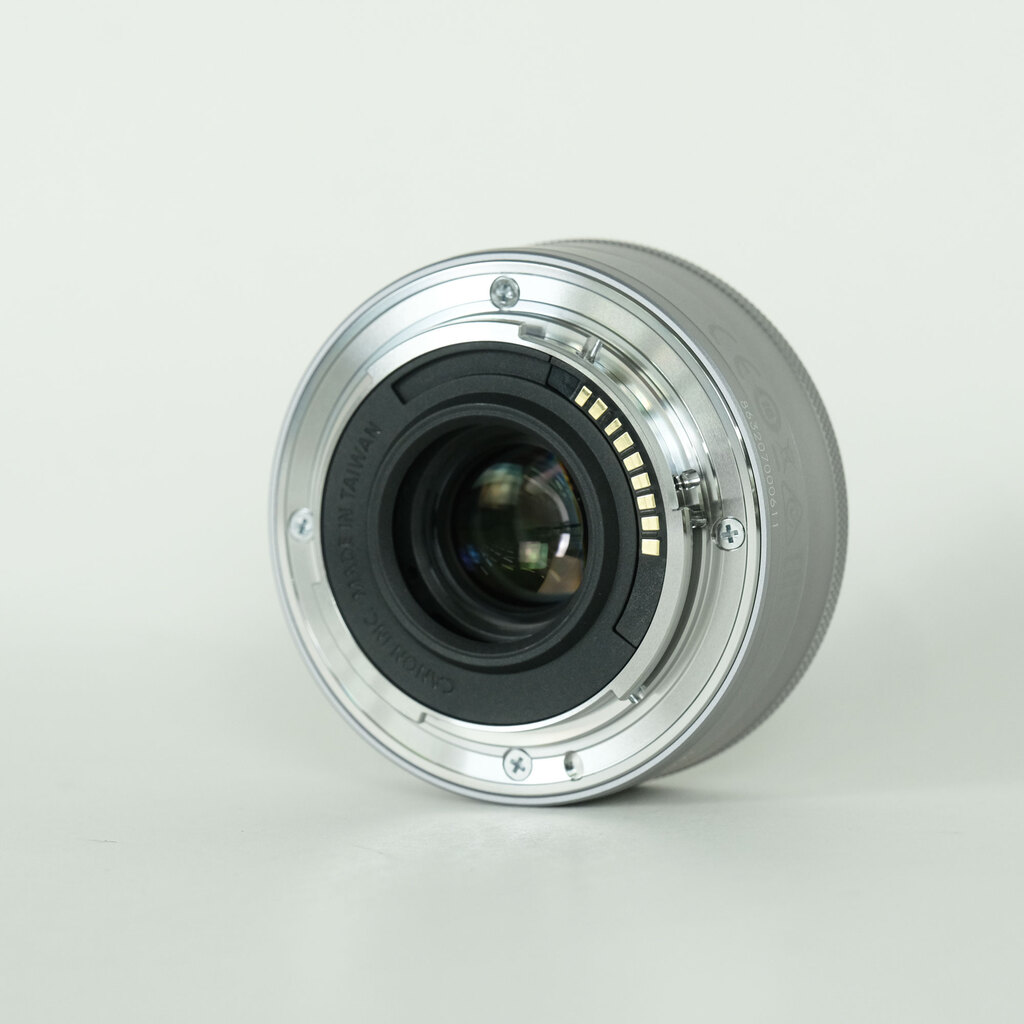 Canon EF-M22mm F2 STMの出品 | ONE SCENE（ワンシーン）
