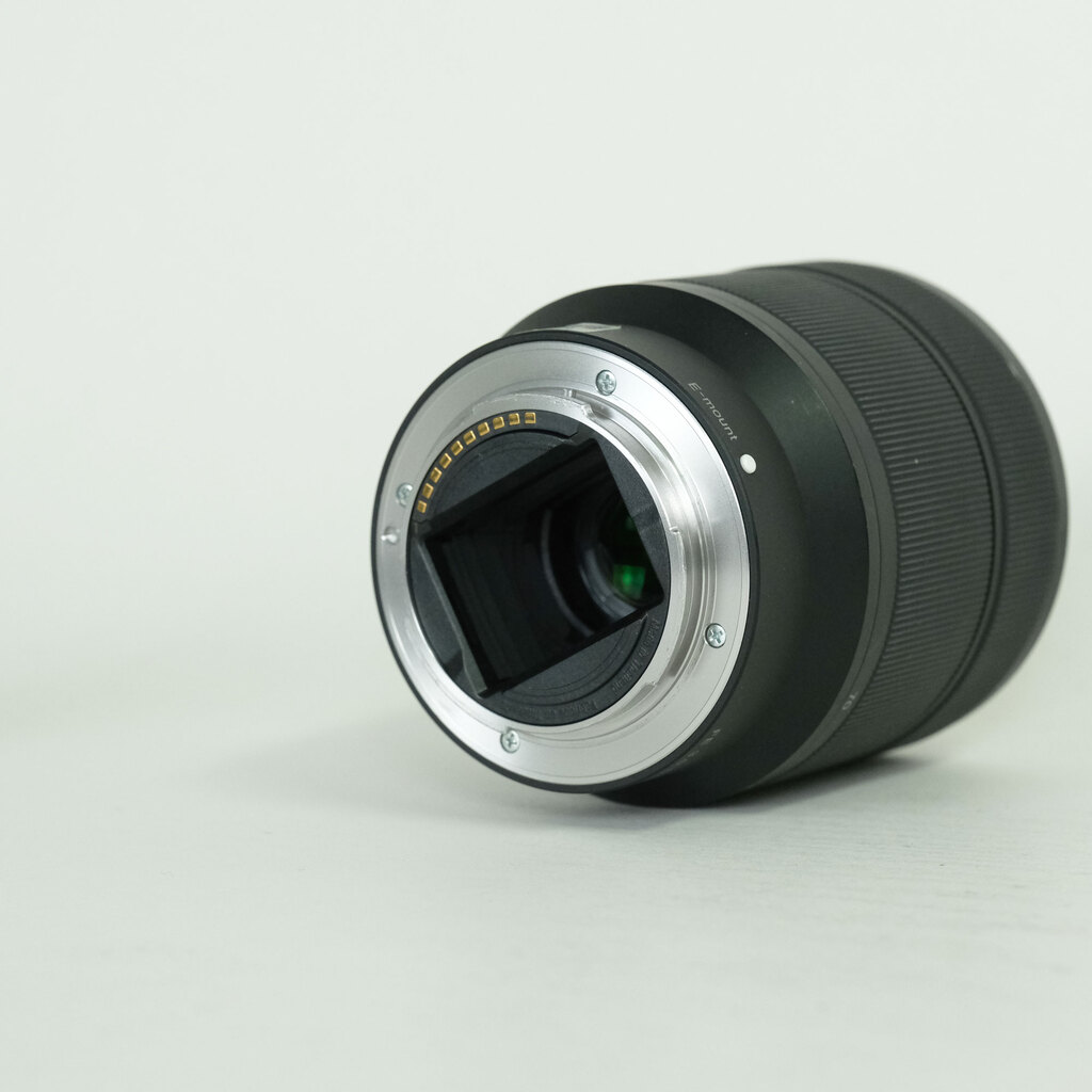 SONY FE 28-70mm F3.5-5.6 OSS SEL2870