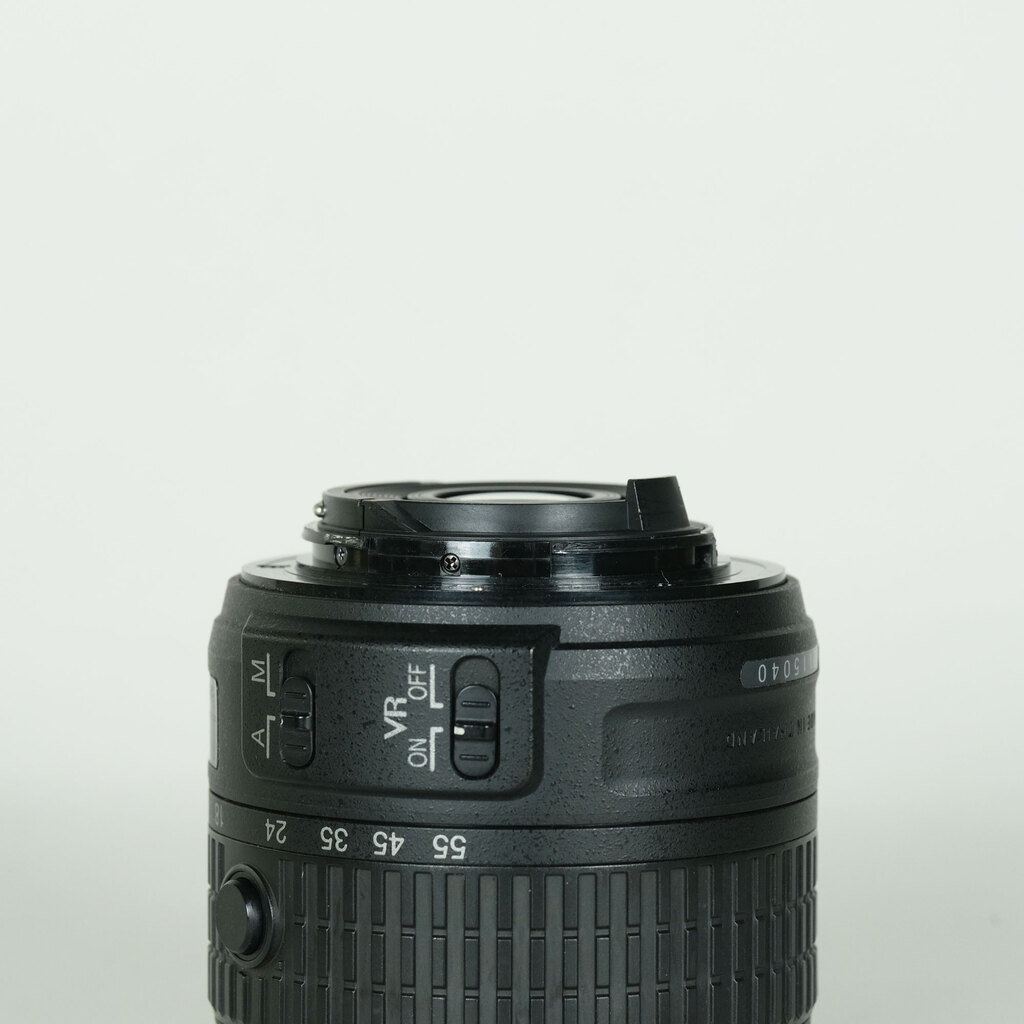 Nikon AF-S DX NIKKOR 18-55mm f3.5-5.6G VR IIの出品 | ONE SCENE