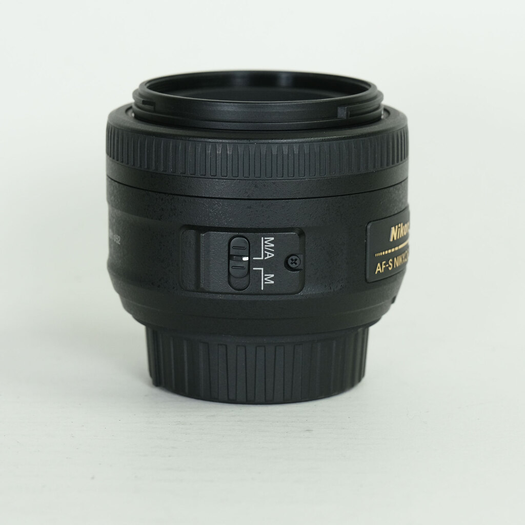 Nikon AF-S DX NIKKOR 35mm f/1.8G