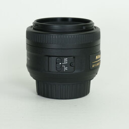 Nikon AF-S DX NIKKOR 35mm f/1.8G