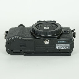 OLYMPUS OM-D E-M10 Mark II