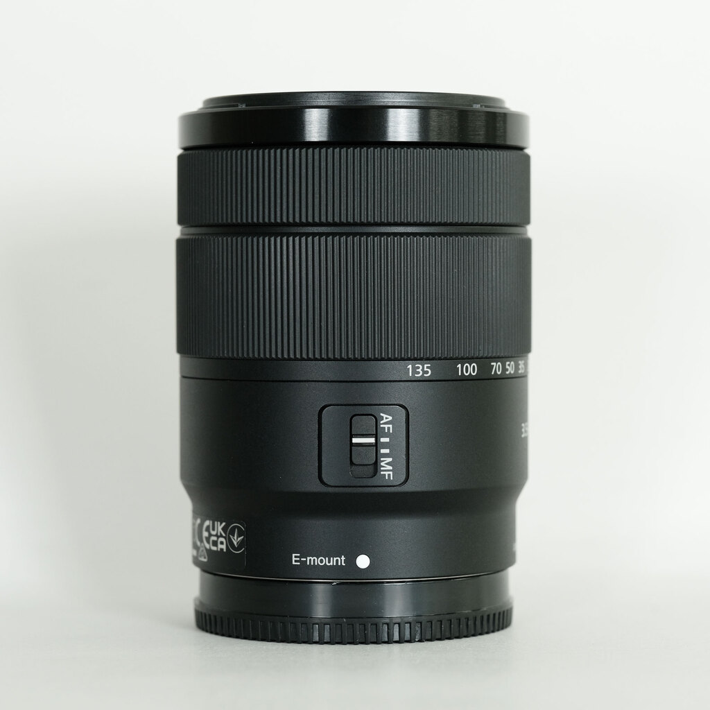 SONY E 18-135mm F3.5-5.6 OSS SEL18135