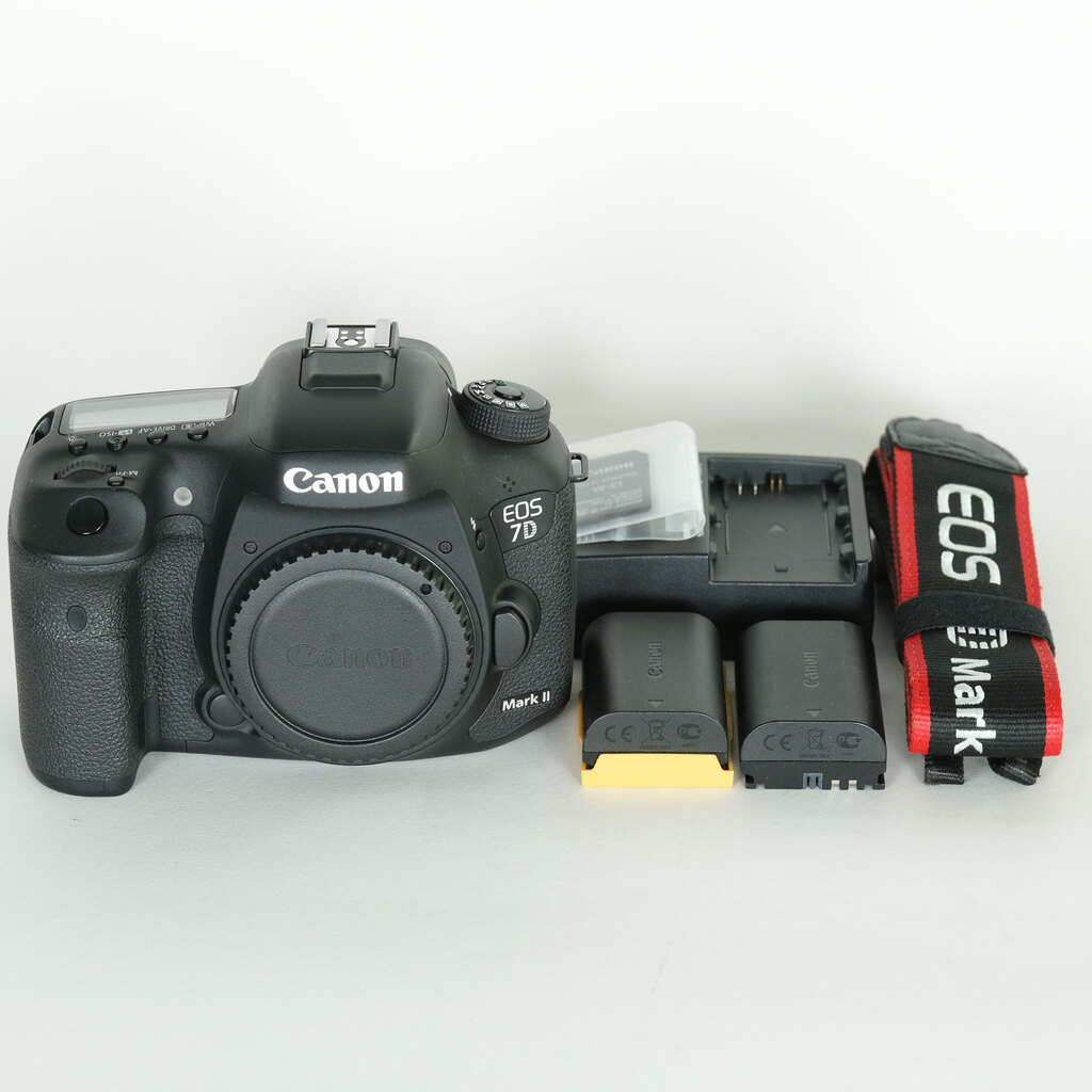 Canon EOS 7D Mark II