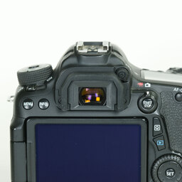Canon EOS 70D