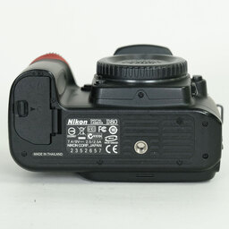 Nikon D80 ボディ