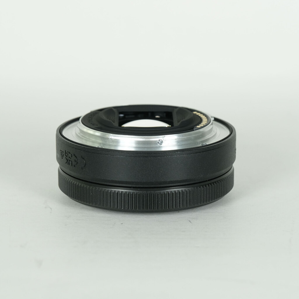 Nikon NIKKOR Z 26mm f/2.8 Nikon NIKKOR Z 26mm f/2.8
