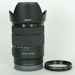 SONY E 18-135mm F3.5-5.6 OSS SEL18135