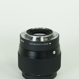 SIGMA 56mm F1.4 DC DN｜Contemporary [キヤノンM用]
