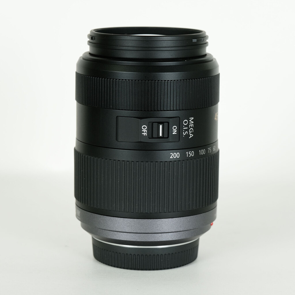 Panasonic LUMIX G VARIO 45-200mm F4.0-F5.6 MEGA O.I.S. H-FS045200